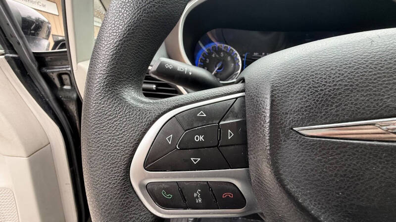 2017 Chrysler Pacifica Touring
