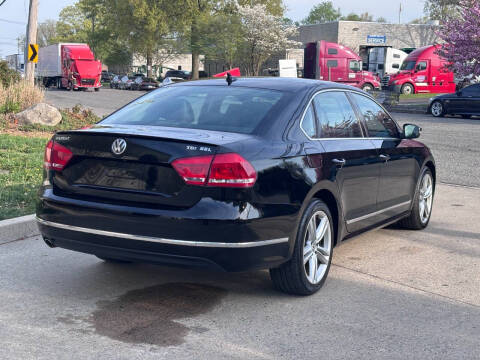 2014 Volkswagen Passat 2.0L TDI SEL Premium
