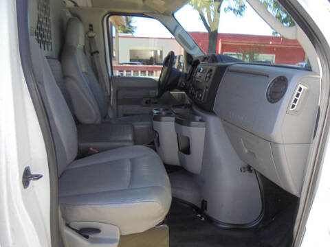2012 Ford E-Series