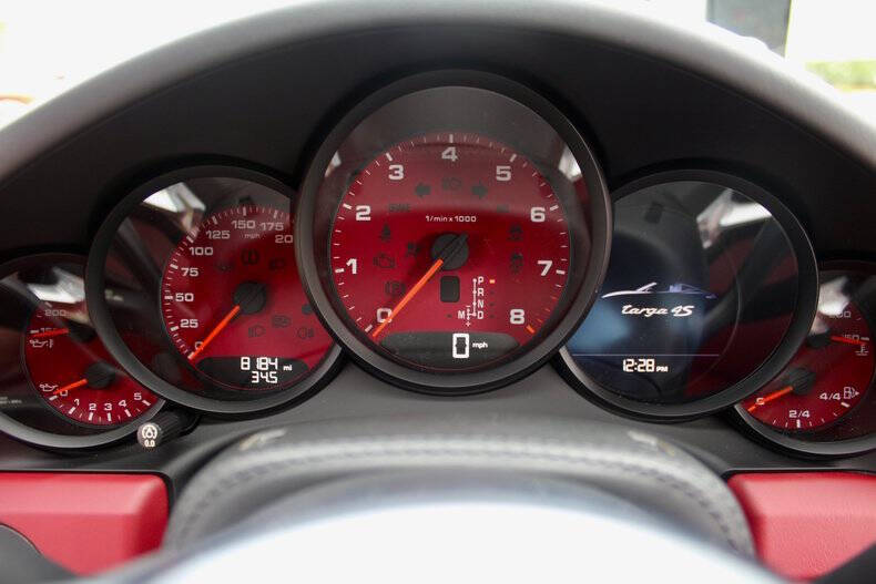 2018 Porsche 911