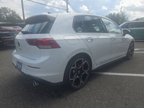 2025 Volkswagen Golf GTI Autobahn