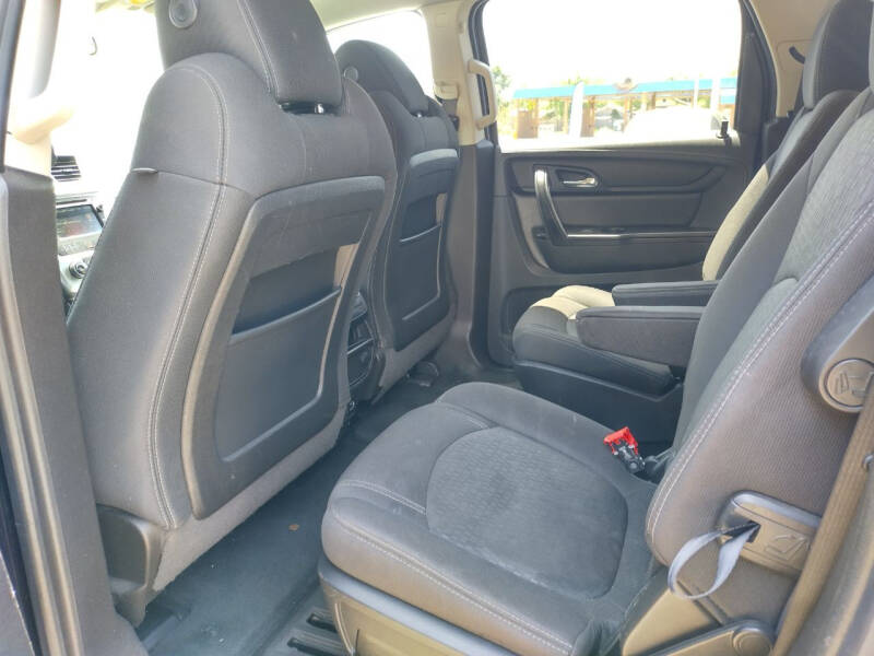 2016 GMC Acadia SLE-2