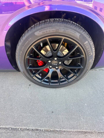 2016 Dodge Challenger SRT Hellcat