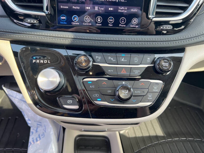 2020 Chrysler Pacifica Limited