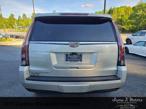 2017 Cadillac Escalade Platinum