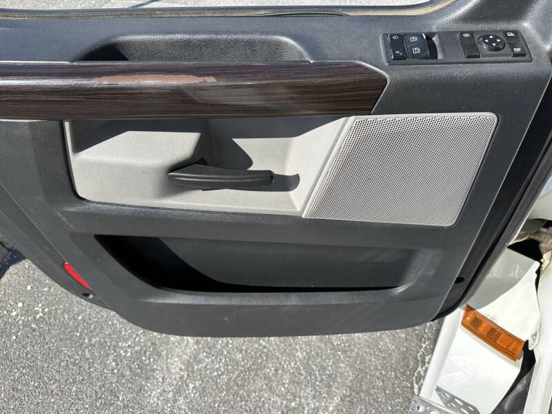 2020 Freightliner Cascadia