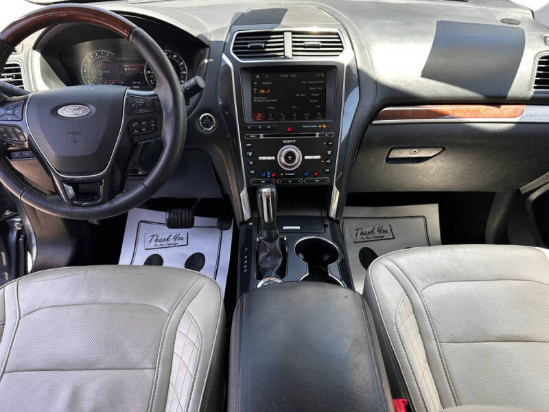 2018 Ford Explorer Platinum