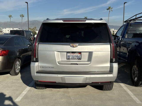 2018 Cadillac Escalade Platinum