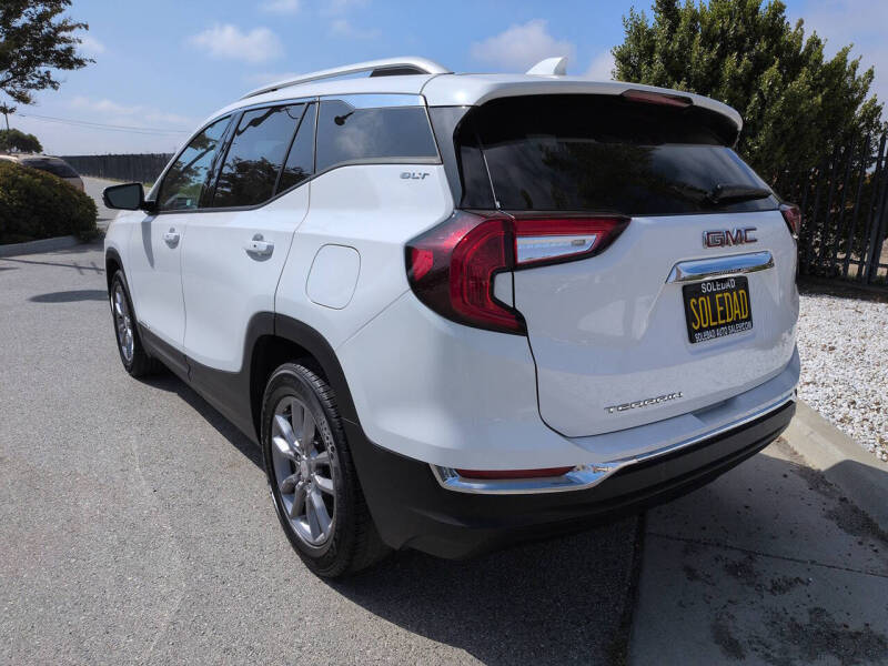 2024 GMC Terrain SLT