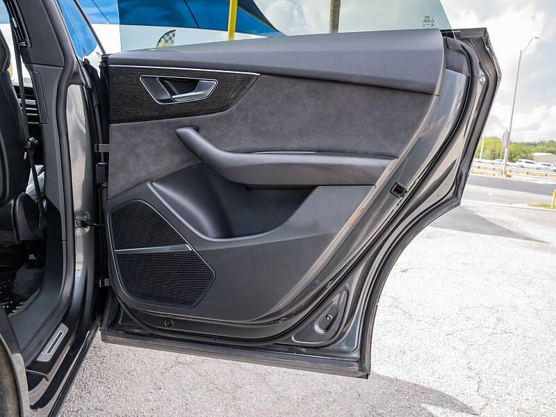 2021 Audi SQ8 4.0T quattro Premium Plus