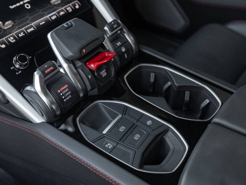 2020 Lamborghini Urus