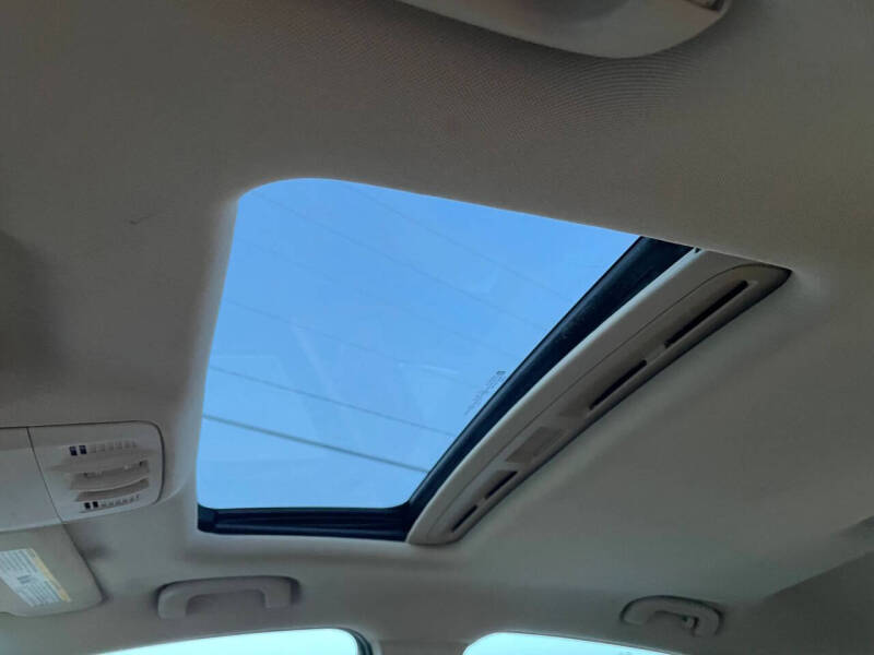 2012 Buick Verano Leather Group