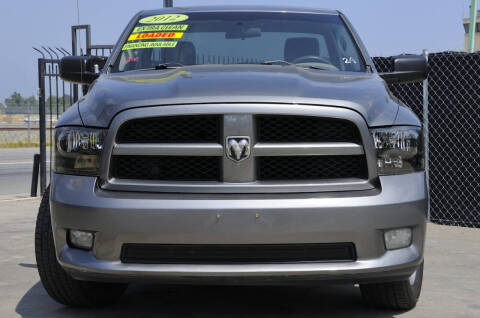 2012 RAM 1500 ST