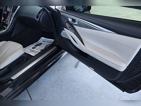 2017 Infiniti Q60 3.0T Sport