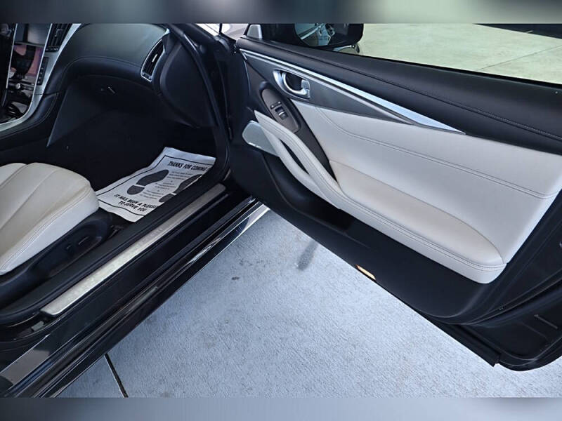 2017 Infiniti Q60 3.0T Sport