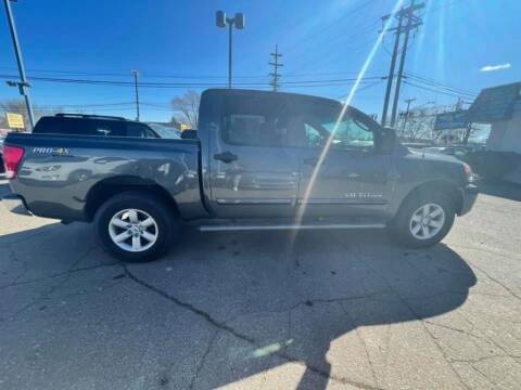 2009 Nissan Titan for sale at R&R Car Company in Mount Clemens MI