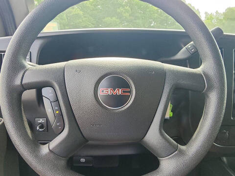 2025 GMC Savana 2500