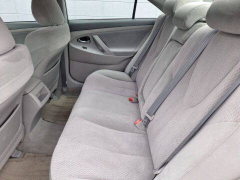 2010 Toyota Camry LE