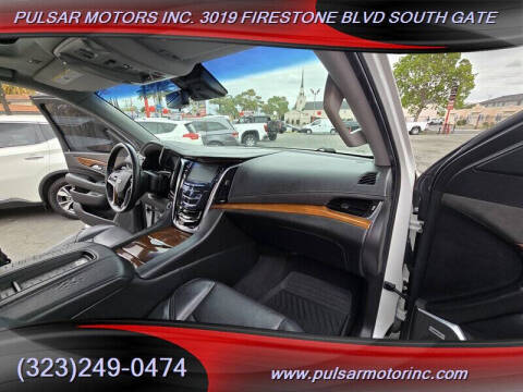 2017 Cadillac Escalade Luxury