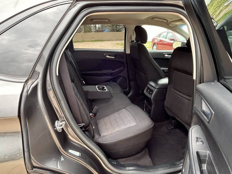 2019 Ford Edge SE