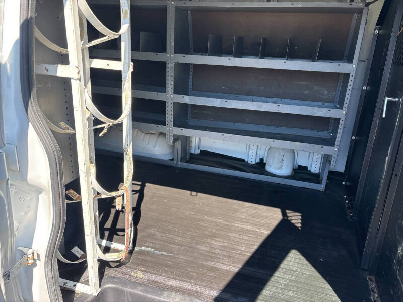 2017 Chevrolet Express 2500