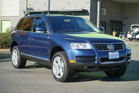 2004 Volkswagen Touareg for sale at Carson Cars in Lynnwood WA