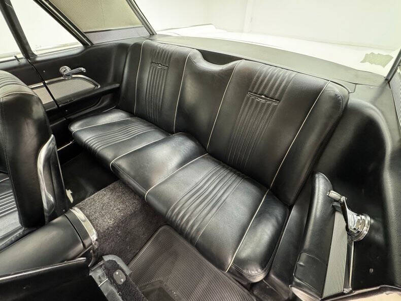 1963 Ford Thunderbird