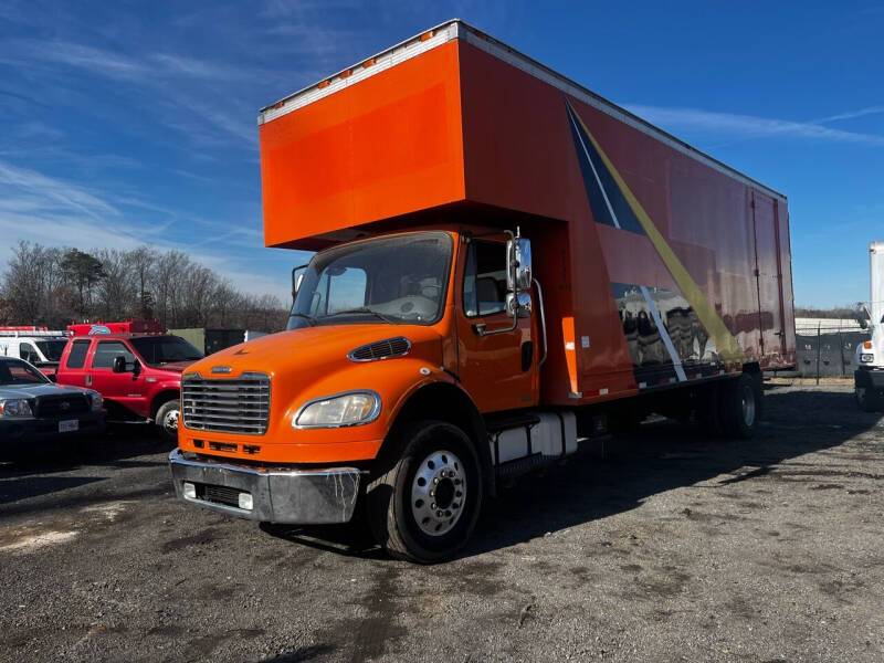 2010 Freightliner M2 106