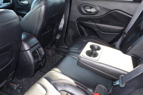 2020 Jeep Cherokee Trailhawk