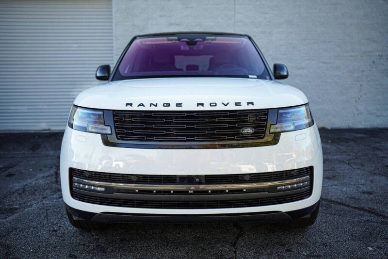 2022 Land Rover Range Rover P400 SE