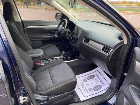 2017 Mitsubishi Outlander SE