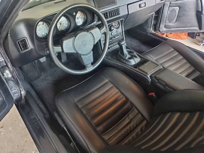 1987 Porsche 924 S