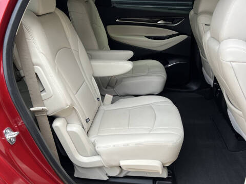 2023 Buick Enclave Essence