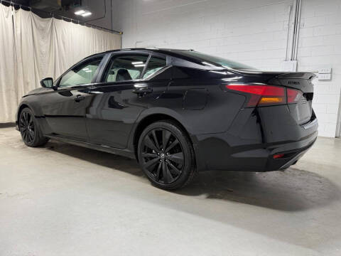 2022 Nissan Altima 2.5 SR