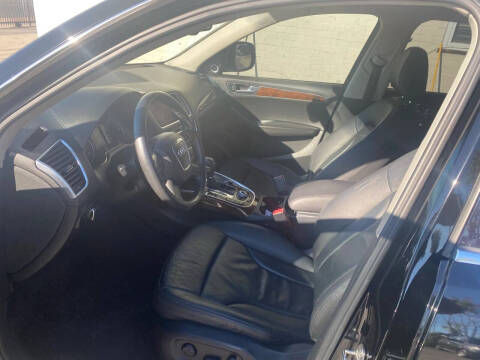 2011 Audi Q5 3.2 quattro Premium Plus