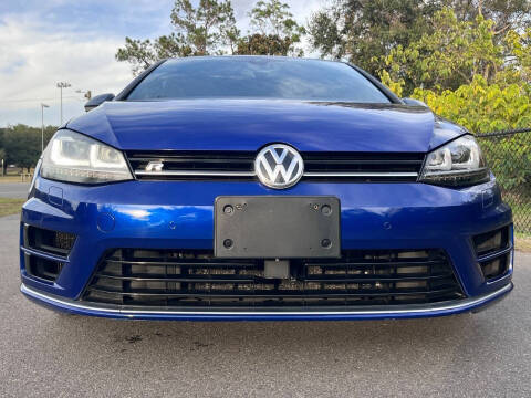 2017 Volkswagen Golf R 4Motion