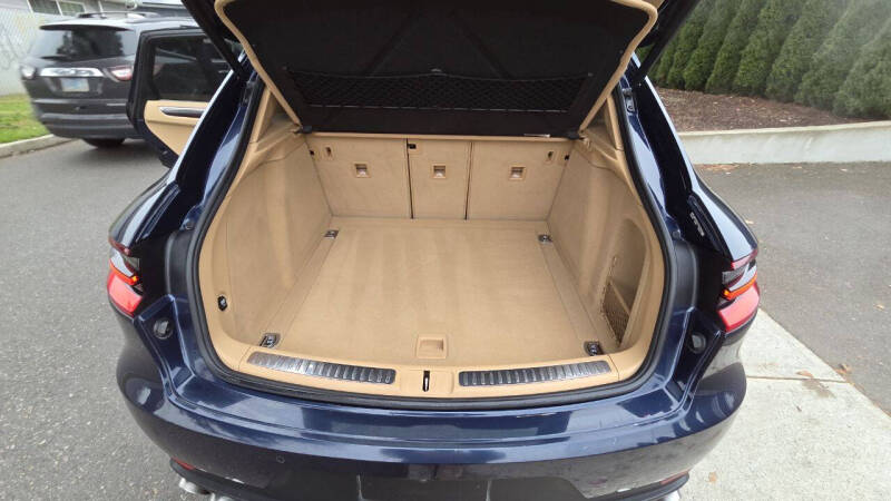 2015 Porsche Macan S