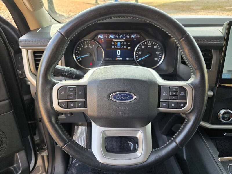 2023 Ford Expedition MAX XLT