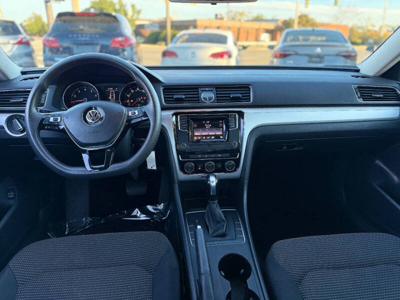 2016 Volkswagen Passat 1.8T S