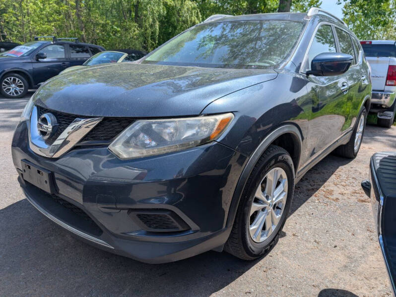 2016 Nissan Rogue SV's photo