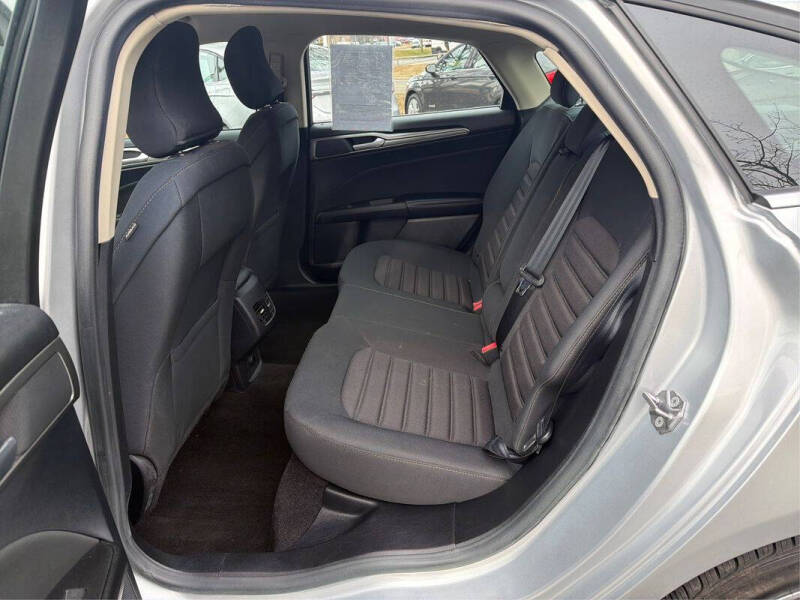 2019 Ford Fusion Hybrid SE