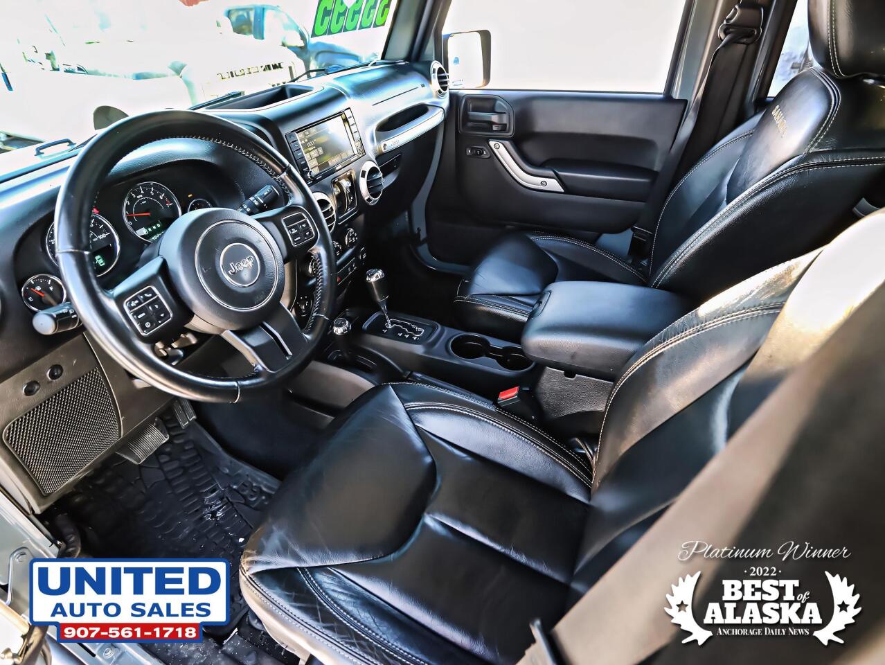 2015 Jeep Wrangler Unlimited Unlimited Sahara Sport Utility 4D 21