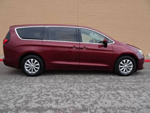 2018 Chrysler Pacifica LX