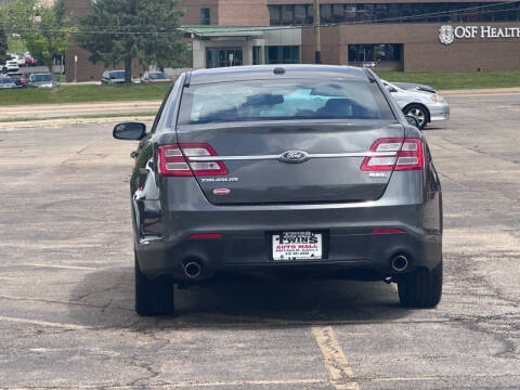 2016 Ford Taurus SEL