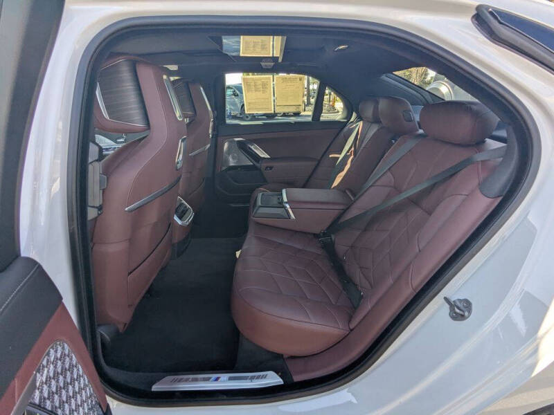 2023 BMW 7 Series 760i xDrive