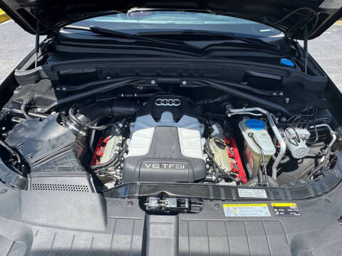 2014 Audi SQ5 3.0T quattro Premium Plus