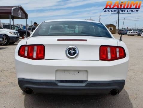 2011 Ford Mustang V6