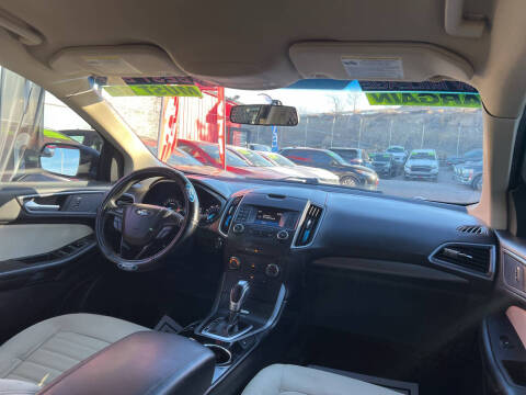 2017 Ford Edge SE