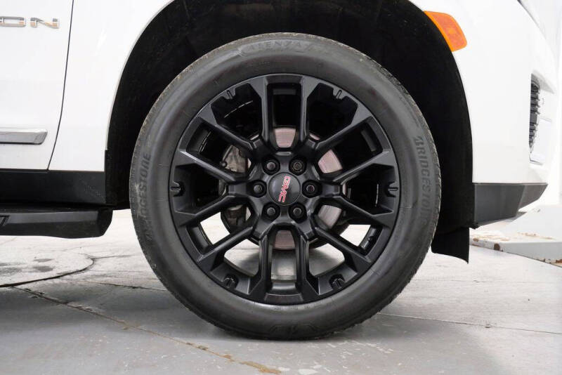2022 GMC Yukon SLT