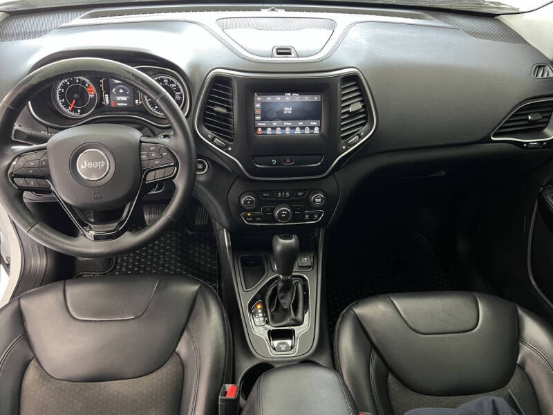 2019 Jeep Cherokee Altitude